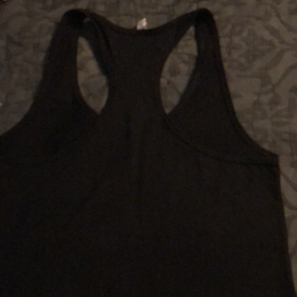Fun tank top - Picture 3 of 3